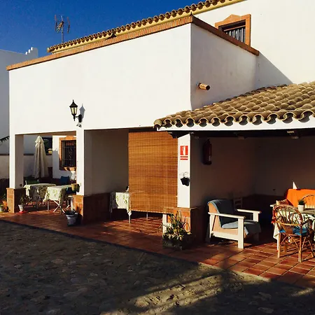 Guest house La Aceitera De Trafalgar 3*